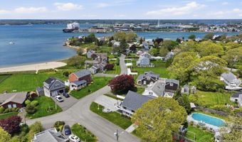 4 Cross Rd, Bourne, MA 02532