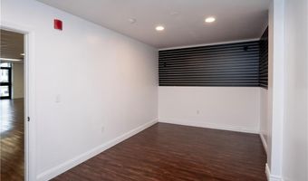 413 High St, Bristol, RI 02809