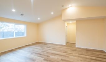 2037 Waterford St SE, Albany, OR 97322