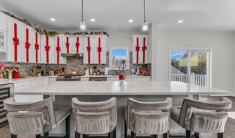 315 Parisen Ave, Bayville, NJ 08721