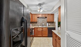 534 ORANGE Dr 13, Altamonte Springs, FL 32701