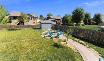 2612 E Sunrise Ct, Brandon, SD 57005