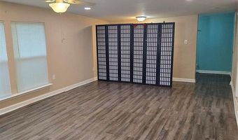 621 NE H St, Ardmore, OK 73401