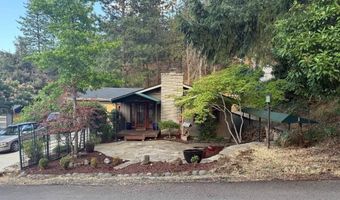 802 Beach St, Ashland, OR 97520