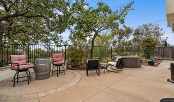 2225 David Pl, Carlsbad, CA 92008