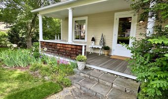 137 Main St, Chester, CT 06412