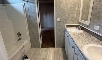 3105 NW Parrish Ave, Altha, FL 32421