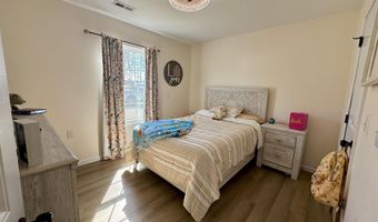 160 Leadwood St, Andrews, SC 29510