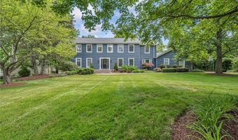 561 Willard Rd, Aurora, OH 44202