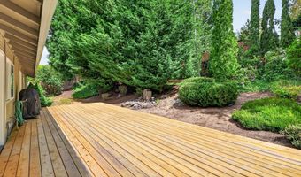 14775 NW OAKHILLS Dr, Beaverton, OR 97006