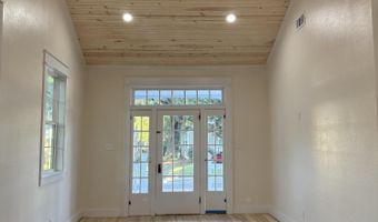 247 Forrest Ave, Biloxi, MS 39530