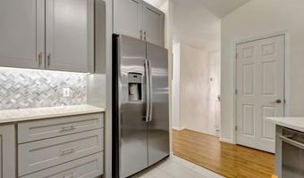7862 Spruce St 7B, Anchorage, AK 99507