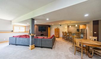 7980 NE 27th Ave, Altoona, IA 50009