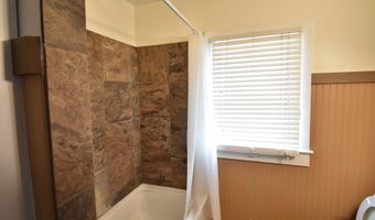 207 E Stockton Ave, Alpine, TX 79830