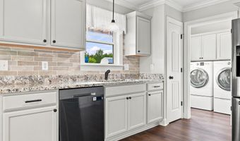 2746 Madison Hardee Rd, Ayden, NC 28513