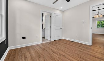 27 GLENWOOD Ave, Baltimore, MD 21228