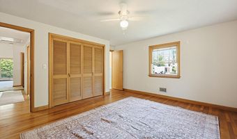 21 Daggett Rd, Attleboro, MA 02703