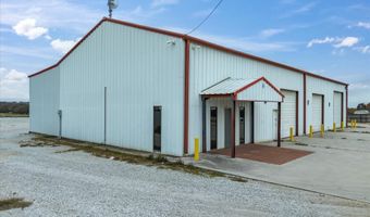 707 S Wickham St, Alvord, TX 76225