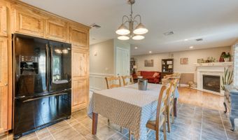 415 Chamberlain Hwy, Berlin, CT 06037