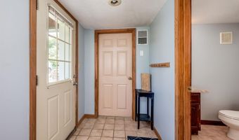 220 Chester Rd, Auburn, NH 03032