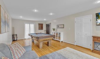 65 Autumnview Rd, Amherst, NY 14221