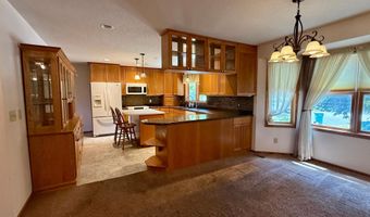 236 Wilson St, Alden, MN 56009