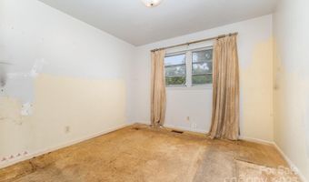 1213 Carolyn Dr, Albemarle, NC 28001