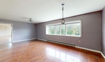 445 W River Rd, Augusta, ME 04330