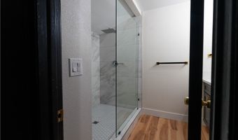 31 Jade Cir, Las Vegas, NV 89106