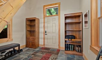 151 Brock Hill Rd, Bridgewater, NH 03222