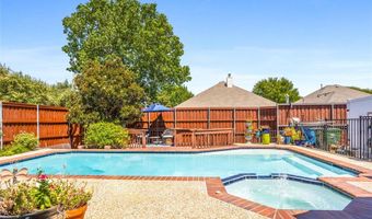 6404 Skyline Dr, The Colony, TX 75056
