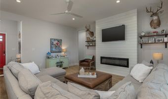 152 Katy Ranch Dr, Weatherford, TX 76085