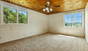 3085 Peerless Rd, Bedford, IN 47421
