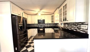902 Eastern Ave, Augusta, ME 04330