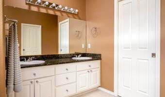 11855 SW FINCH St, Beaverton, OR 97007