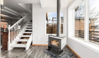 220 Wark Ave, Berthoud, CO 80513