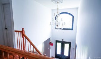65 Williams Ave, Amityville, NY 11701
