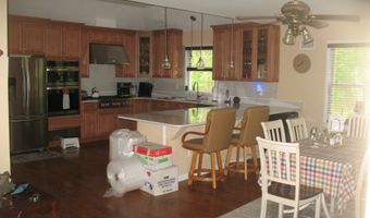 550 Egenolf Pl, Bayville, NJ 08721