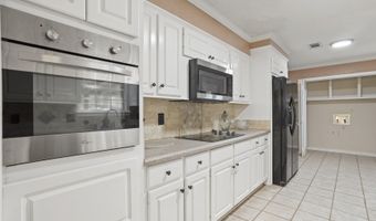 106 Fern Valley Rd, Brandon, MS 39042