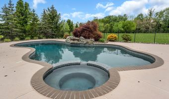 4 Ridgeview Way, Allentown, NJ 08501
