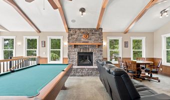 3235 Lakeview Dr, Allegan, MI 49010