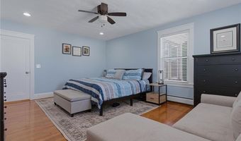 1175 Lonsdale Ave, Lincoln, RI 02865