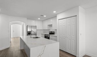 14 N KIMBERLY Dr, Casa Grande, AZ 85122