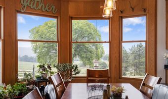 24352 State Hwy Ee, Aurora, MO 65605