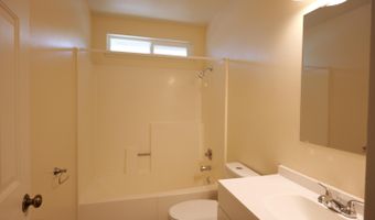 194 6th St, Fernley, NV 89408