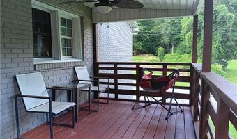 866 Mountain Rd, Asheboro, NC 27205