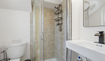 6905 RADCLIFFE Dr, Alexandria, VA 22307