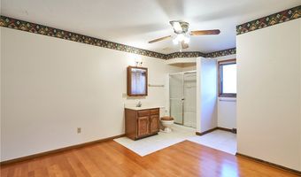 59 Tudor Ln, Kent, OH 44240
