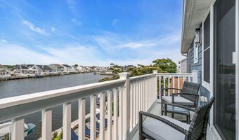 33 Amherst Dr, Bayville, NJ 08721