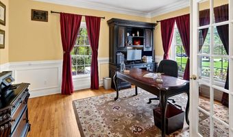 3 RAYMOND Ln, Belle Mead, NJ 08502